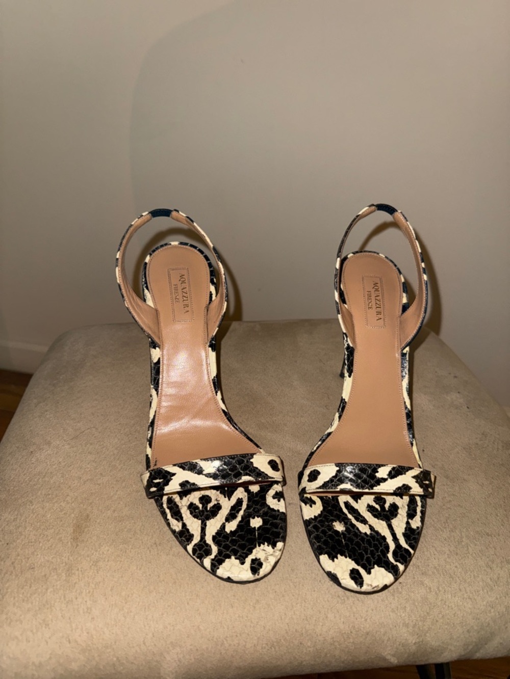 Aquazzura Black and Cream Patterned Slingback Heels

Comes with shoe box!!!!